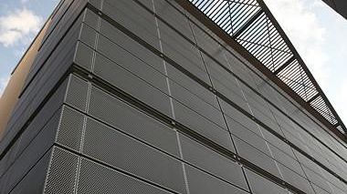 Inchiesta immobiliare sulla Quadra: perché il Comune non indaga?