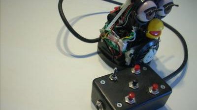 Living Circuits: i giocattoli trasmutano in noise machines