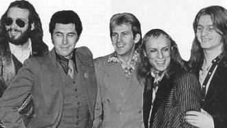 Sesto d’Estate: i Roxy Music sul palco di Villa Solaria (viale Gramsci/via Strozzi; Sesto Fiorentino - inizio ore 21,15 – ingresso posti numerati 50/40 euro, posto unico 25 euro)