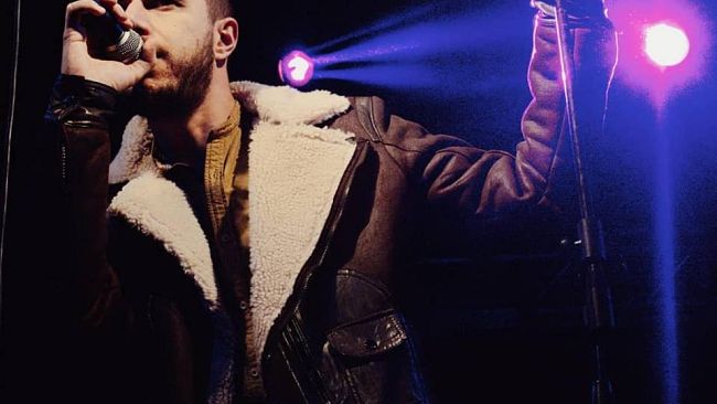 Debutto discografico del cantautore fiorentino Lassistente