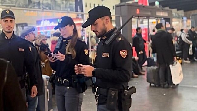 Treno Firenze - Pistoia: minore rapinato a bordo