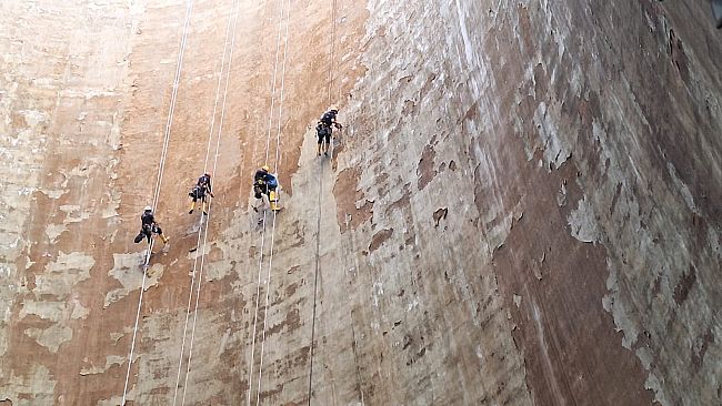 Geotermia: spettacolare intervento con edilizia acrobatica