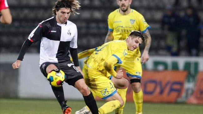 Acn Siena il finale vibrante non basta: pareggio casalingo 