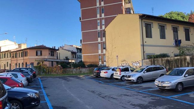 Tutto agosto a Prato parcheggi pubblici gratuiti con una eccezione
