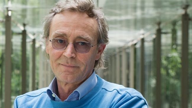 Lo scrittore Andrea Vitali al Caffè della Versiliana