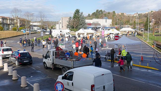 Covid-19: si vaccinano le persone “estremamente vulnerabili”