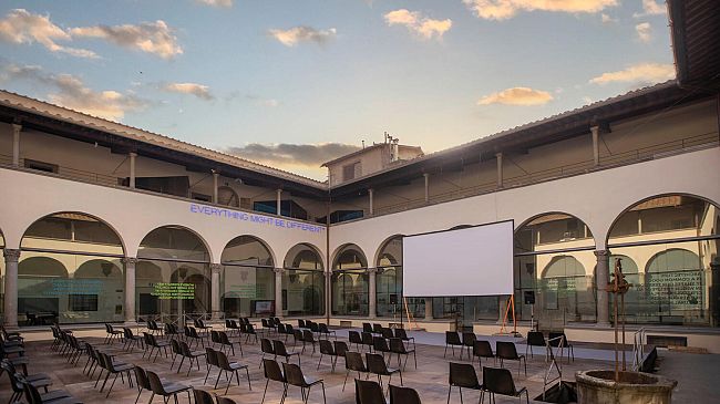 Museo Novecento Firenze: Cinema nel Chiostro