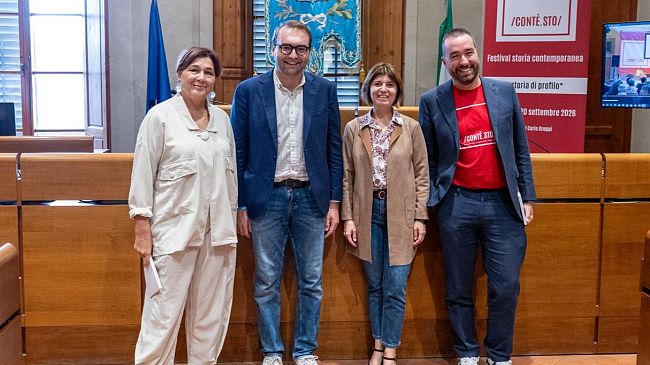 guardare-la-storia-di-lato