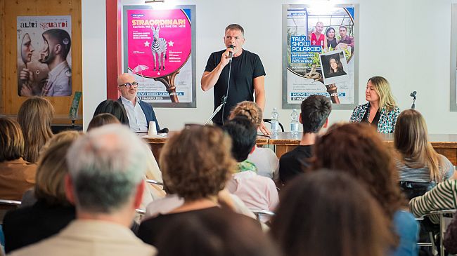 Studenti e insegnanti dialogano con Stefano Massini