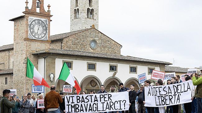 Impruneta: sit-in dalla parte dei consiglieri Franchi e Zoppini