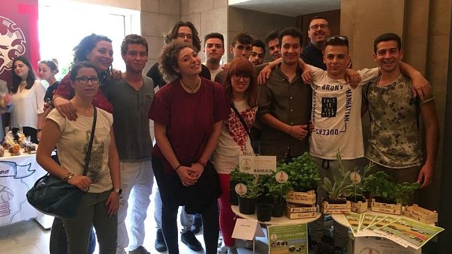 Festa per i 1.550 studenti e soci lavoratori delle imprese nate in classe