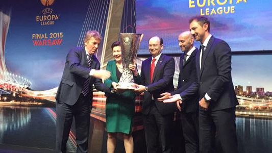 Europa League: il trofeo della UEFA nella città in cui si giocherà la finale