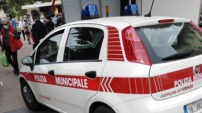 Droga in piazza Leopoldo, intervento dei vigili