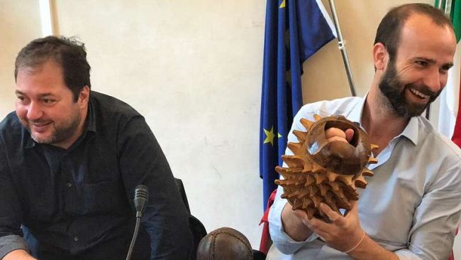 Cambiano le regole del Calcio storico