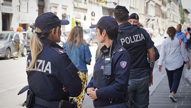 Firenze: denunciati per detenzione ai fini di spaccio di stupefacenti