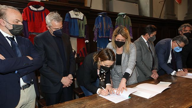 Consegne a domicilio, svolta etica a Firenze