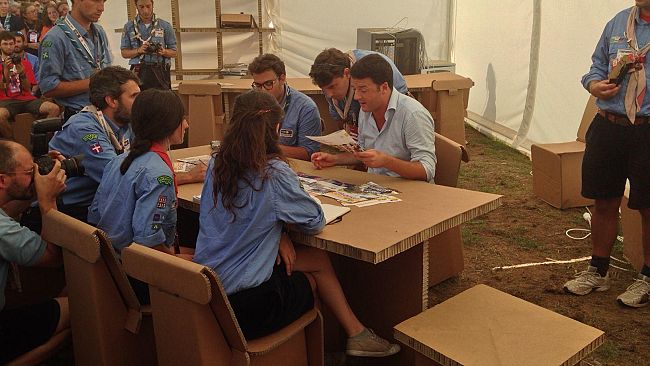 Matteo Renzi a San Rossore alla Route nazionale Agesci