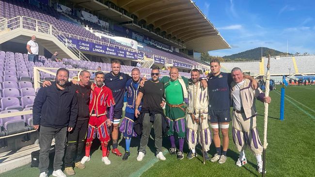 il-calcio-storico-fiorentino-incontra-la-nazionale-di-rugby