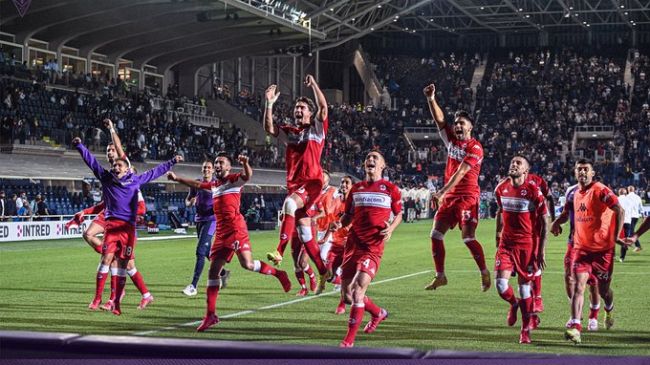 Una buona Fiorentina vince a  Bergamo