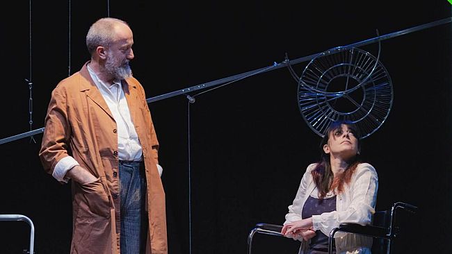 A teatro la vita di Antonio Meucci inventore del telefono