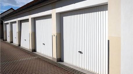 Garage e posto auto, crollano le richieste