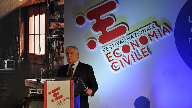 Tajani: 'Pronti a partecipare alla ricostruzione della Palestina'