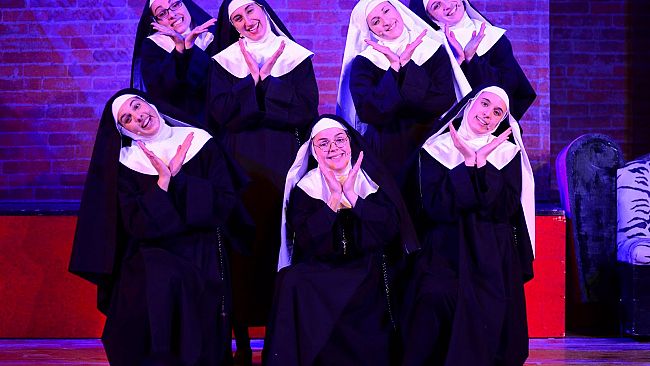  Le suore più scatenate di sempre sul palco del Teatro Cestello di Firenze