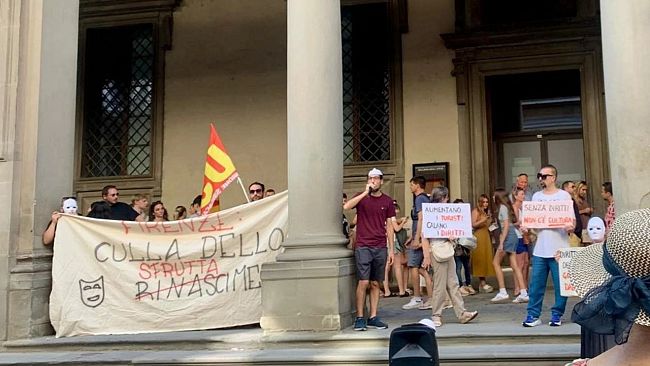 Uffizi: presidio di lavoratrici e lavoratori in appalto  Dussmann
