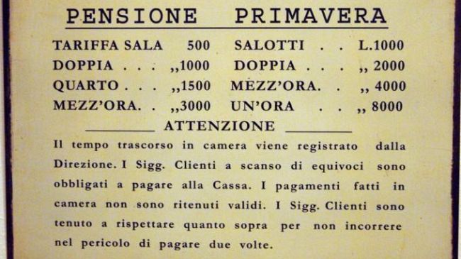 Prostituzione: riaprire le case chiuse? Ci sono già quelle on line
