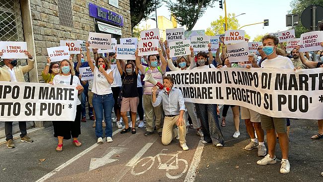 Tramvia a Campo di Marte: manifestazione dei residenti