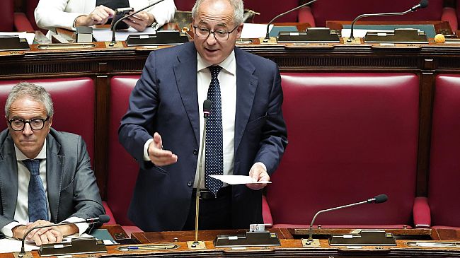 Arezzo al ballottaggio: che fine farà il 20% di Azione?