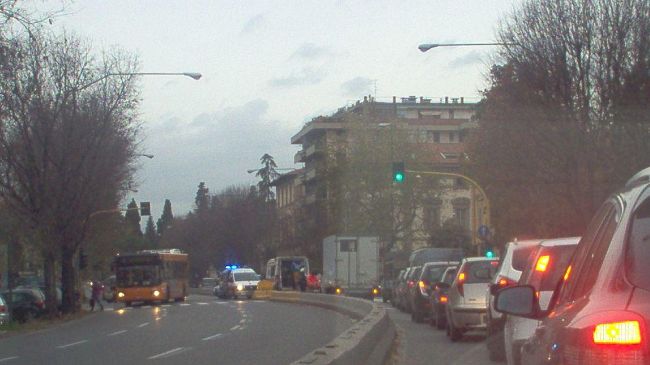 Traffico lumaca: Firenze, la città più ingorgata d'Italia