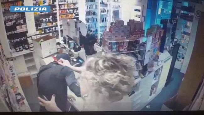 Tentata rapina in via Toselli, arrestato un 32enne
