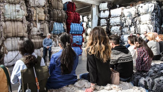 Prato, torna a salire l'occupazione nel tessile