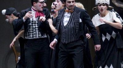 Teatro: alla Pergola <I>Così è (se vi pare)</I> di Pirandello diretto da Massimo Castri