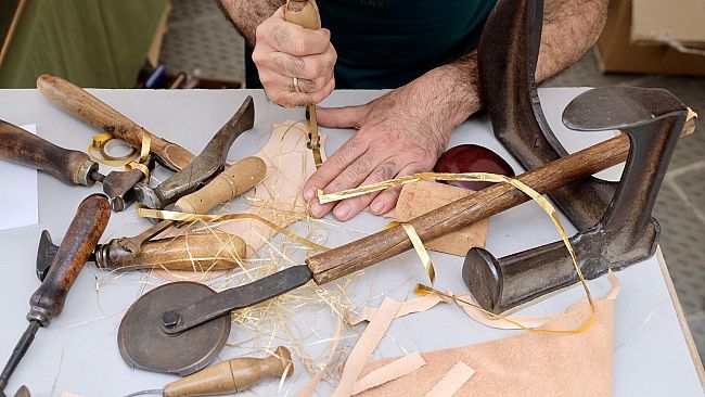 Artigianato artistico: in piazza dei Ciompi 23 botteghe toscane