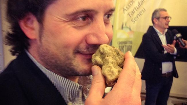 San Miniato: inaugurata la 46ª mostra mercato del Tartufo bianco