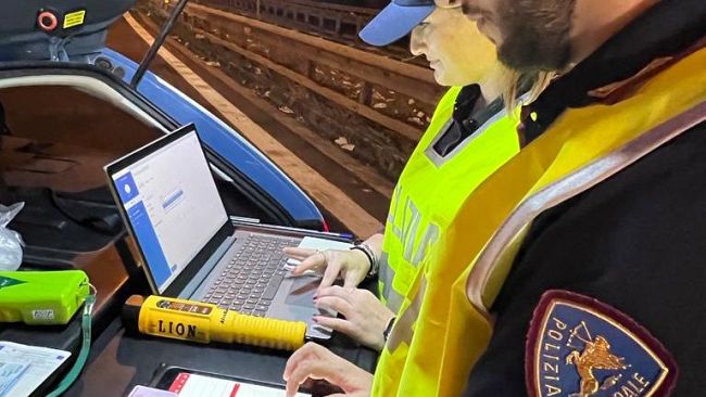 Droga e alcol: campagna preventiva della Polizia di Stato