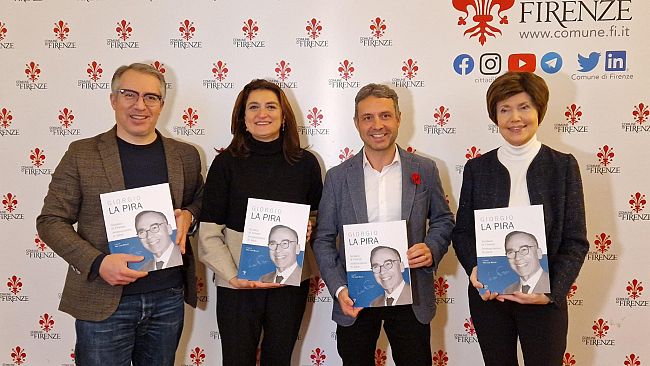 Mostra su La Pira sindaco all'Isolotto