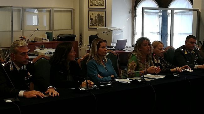 Uso di droghe ed abuso di alcol tra i giovani: formazione per gli insegnanti