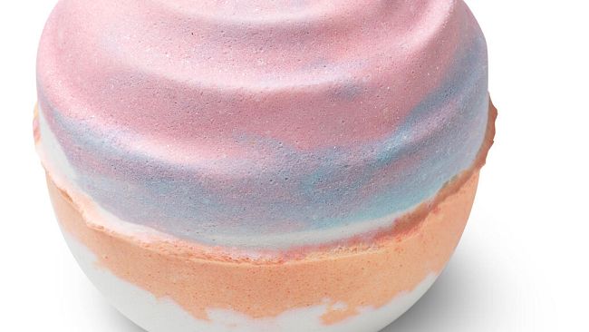 Lush con Zoe Sugg e #IAMWHOLE