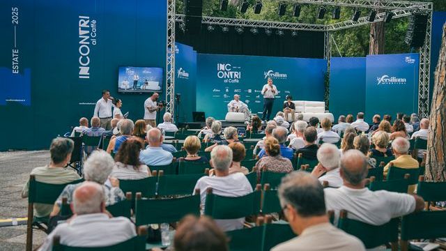Parata di big della politica al Caffè della Versiliana