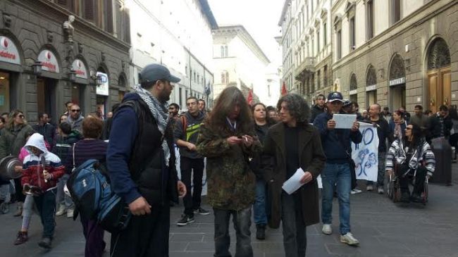 Corteo in memoria di Lorenzo Bargellini, da San Marco a Santa Croce