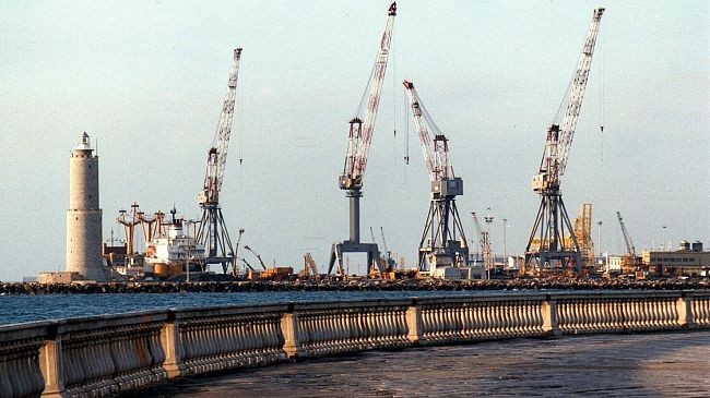 Porto di Livorno: pronti i fondi per lo scavalco ferroviario