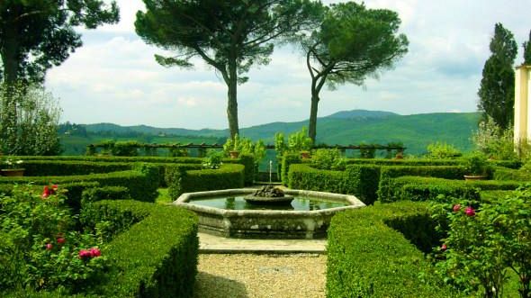 Domani aperti al pubblico giardini e cortili storici