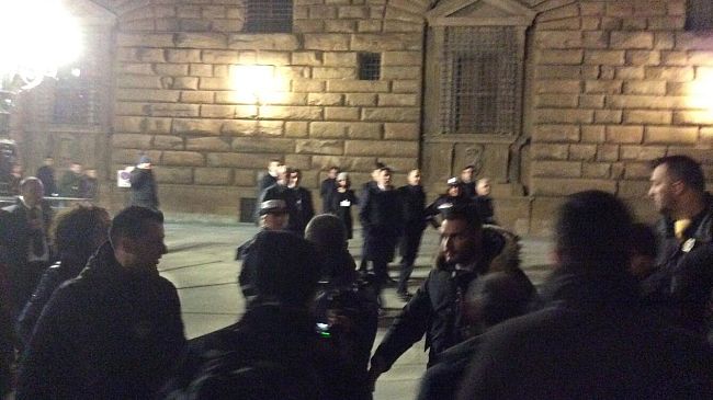 ​Bilaterale Renzi-Merkel, un fiorentino al premier: “Presidente, ci faccia un bel presidente della Repubblica”