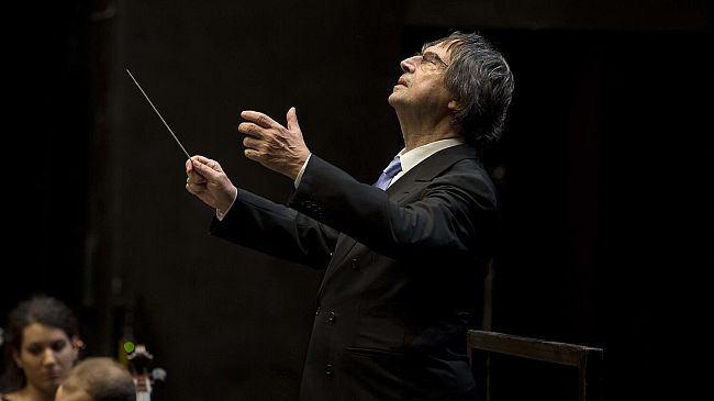 Muti torna all'Opera Firenze per dirigere l'Orchestra in occasione del G7