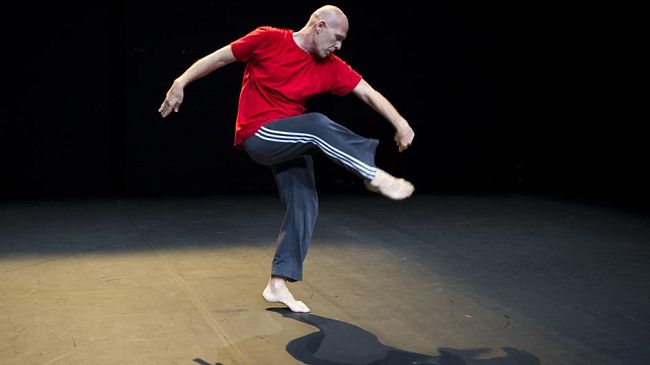 Sieni in uno dei suoi assoli. Solo Goldberg Improvisation a Borgo San Lorenzo
