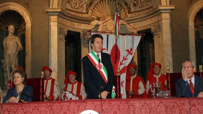 A Palazzo Vecchio, Renzi inaugura la mostra sulla Camera dei deputati