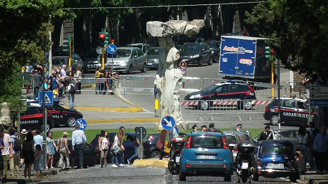 Florence Inferno: le riprese cinematografiche anche oggi sconvolgono la mobilità